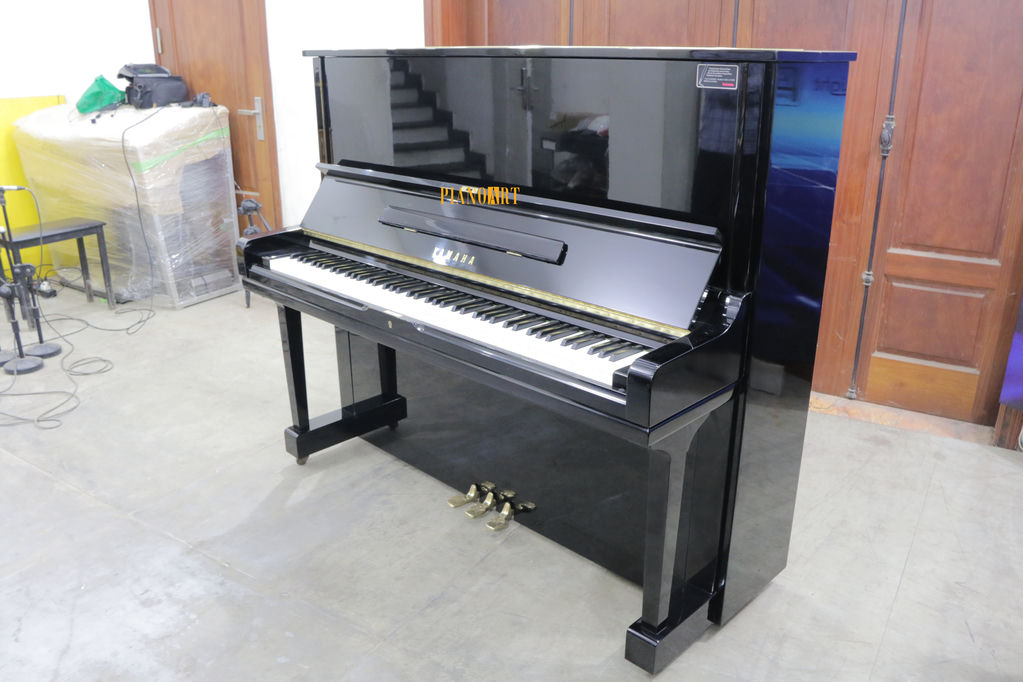 YAMAHA U3H No.2077118